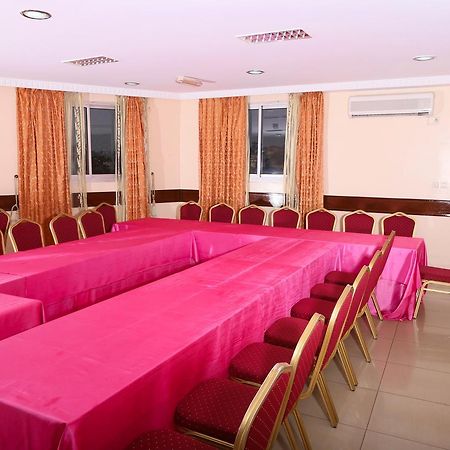 Yaoundé Hotel Mansel מראה חיצוני תמונה